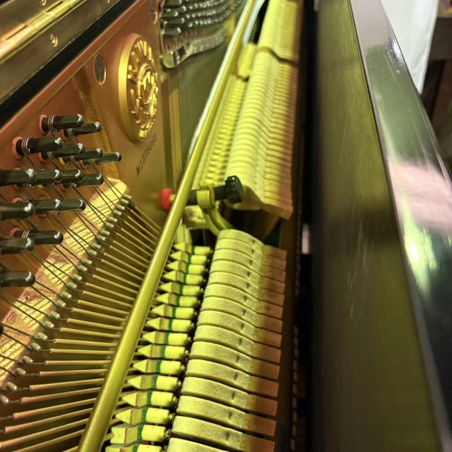 カワイ　中古ピアノ　KS-2F