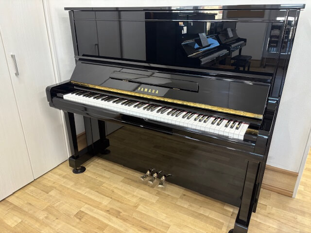 ヤマハ　中古ピアノ　U300