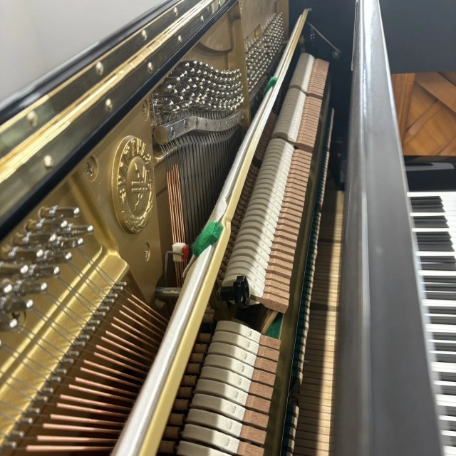 ヤマハ 中古ピアノ U30Bl(完全オーバーホール済)
