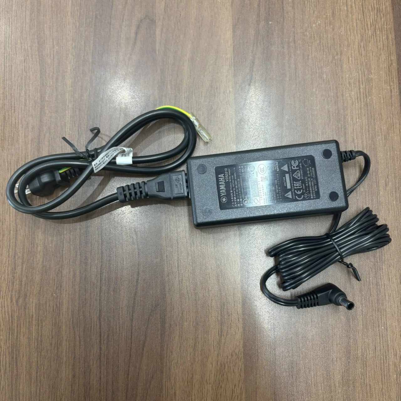 ヤマハ 中古ピアノ YU1S(純正サイレント付)