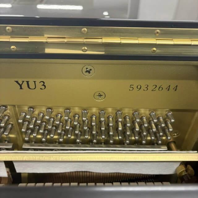 ヤマハ　中古ピアノ　YU3